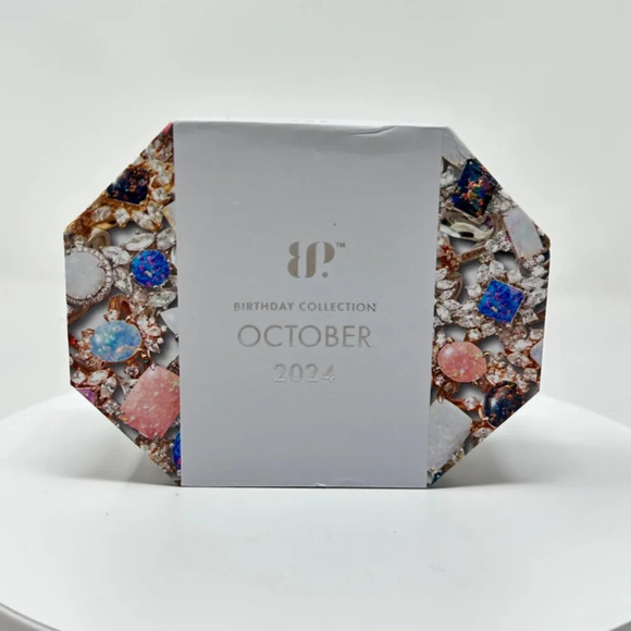 Bomb Party October 2024 Frosted Fire Opal A Beautiful Bar Necklace RBP8294 NWT - Picture 4 of 4